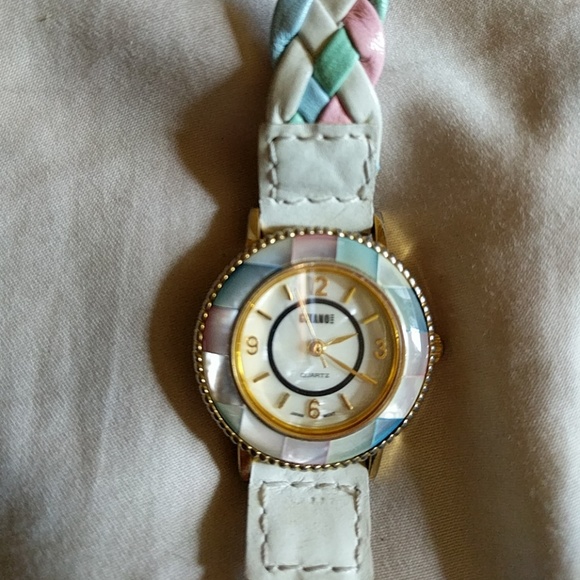 Gitnao Watch - Picture 2 of 3